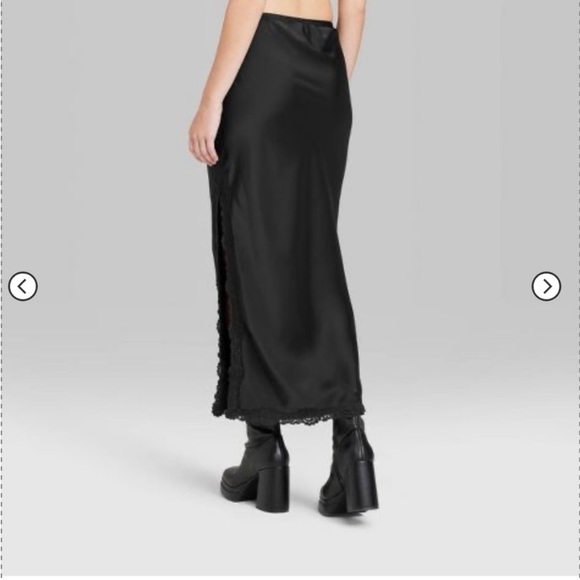 Women's Wild Fable SatinLace Trim Midi Skirt black nwt - Picture 3 of 4